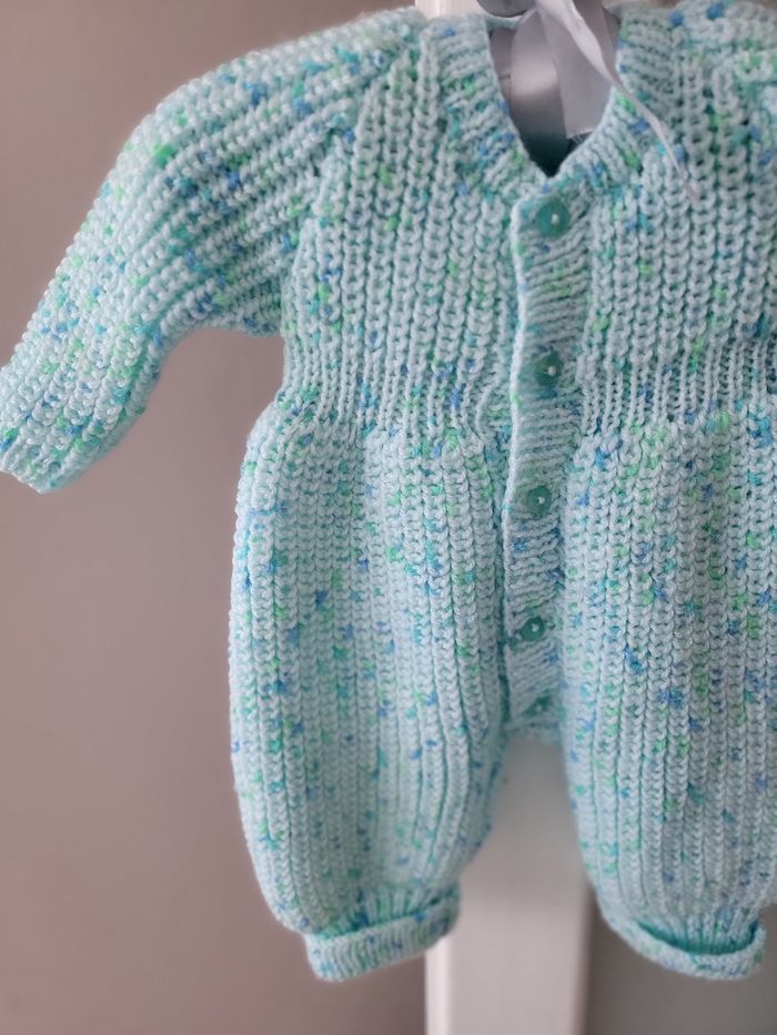 Combinaison laine fait main - photo numéro 2