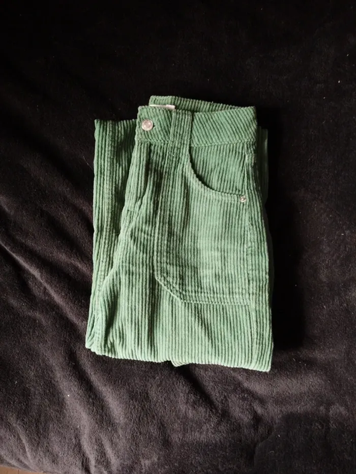Pantalon côtelé vert - photo numéro 3