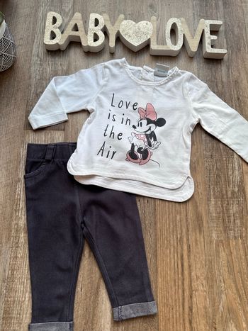 - Ensemble Disney  - 6 mois - Très bon état  