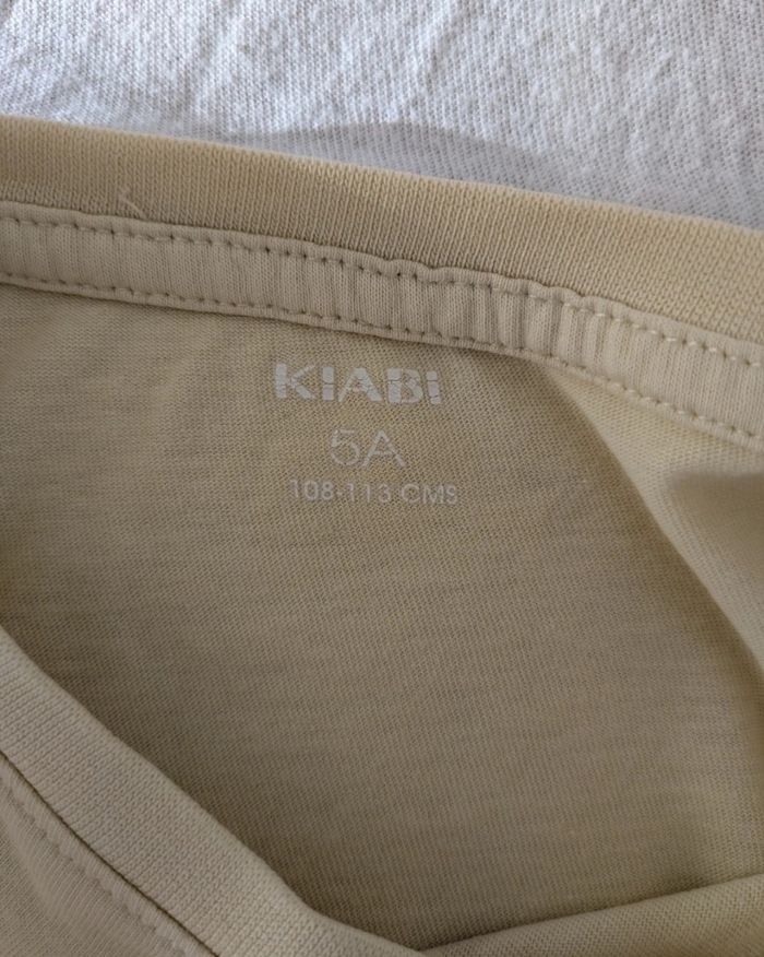 Ensemble été T-shirt "Hot Dog" + Short Camel - Kiabi - 5 ans (108-113 cm) - photo numéro 3