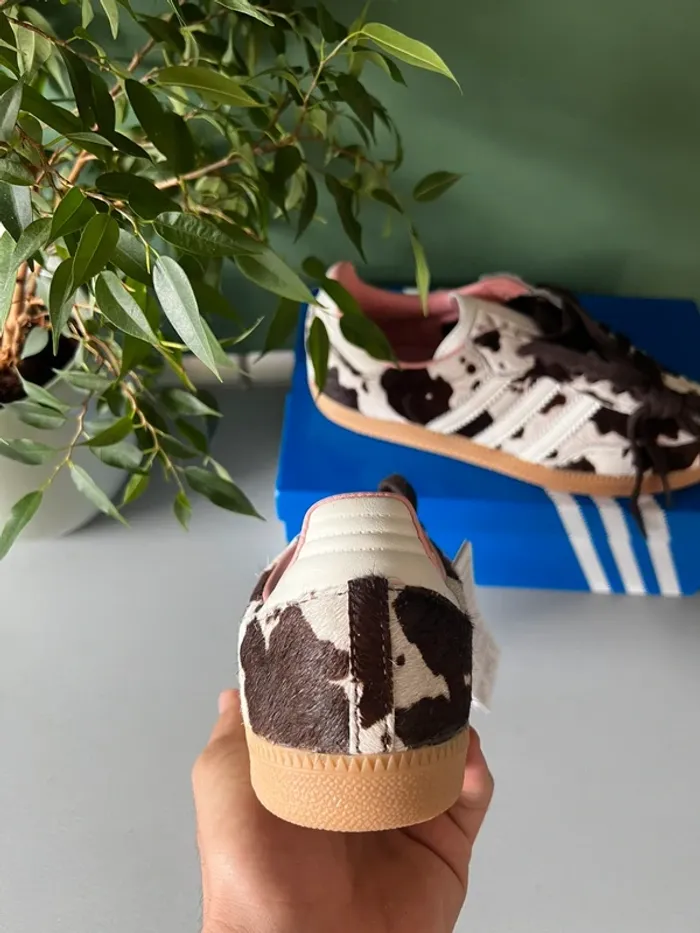 adidas Samba OG imprimé vache - photo numéro 5