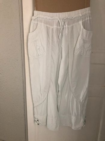 BB19- Pantacourt blanc fantaisie « amparo » T XXL ( jusqu’au 48) porté 4-5 fois