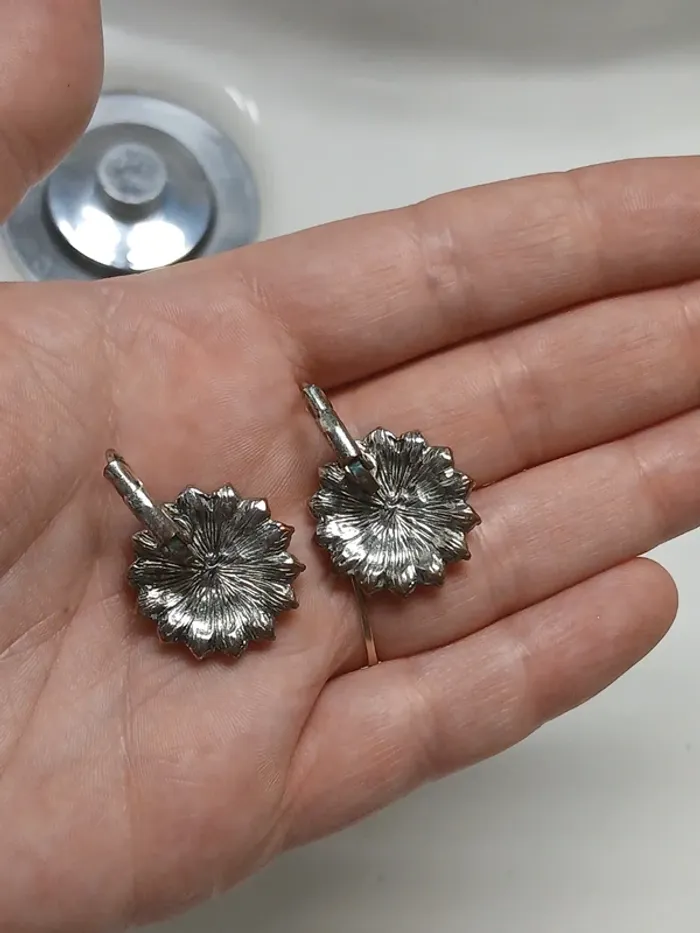 Boucle d oreille perle et strass - photo numéro 4