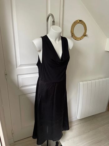 Robe noire Zara