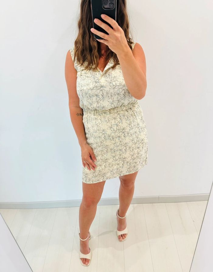 🌸Robe - 27 quai de Seine 🌸