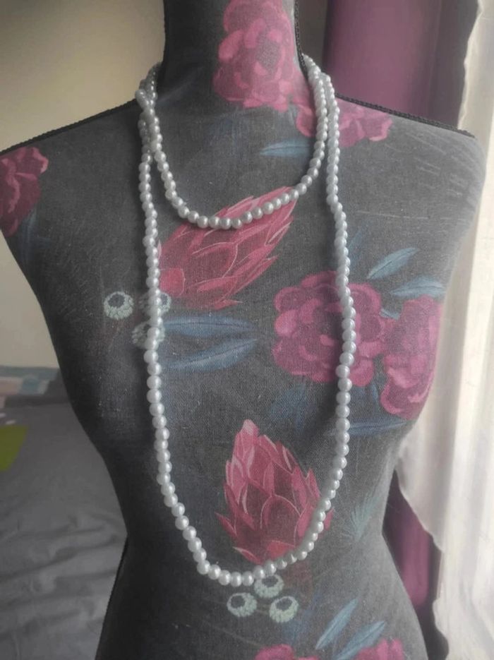 Collier long sautoir en perles