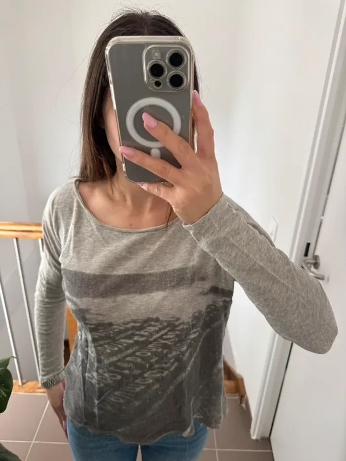 T-shirt manches longues Zara gris - photo numéro 2