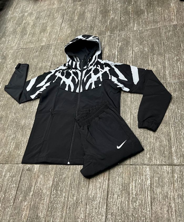 Ensemble Nike - photo numéro 2