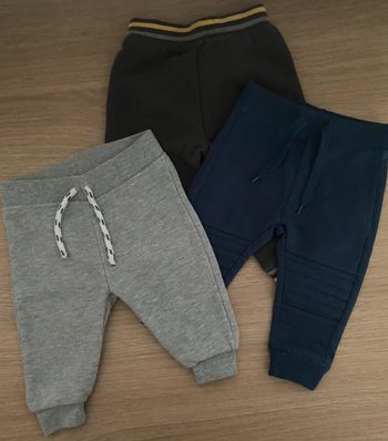 Lot 3 joggings 6 mois