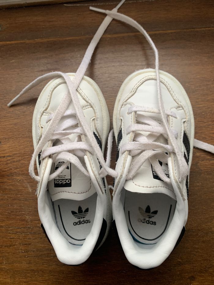 Basket Adidas - photo numéro 3