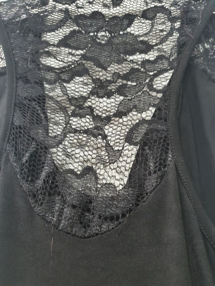 Top dentelle - photo numéro 5