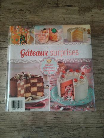 Livre de recettes gâteaux surprises🍰