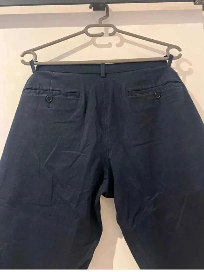 Pantalon uniqlo en  coton - taille s - court (88cm longueur) - photo numéro 2