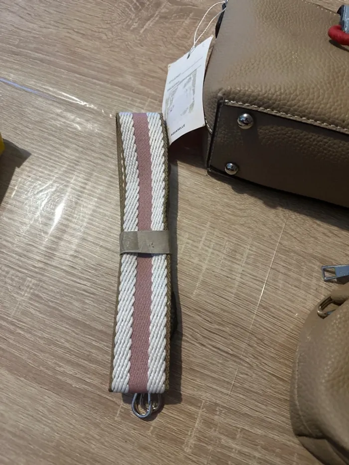 Sac à main - photo numéro 4