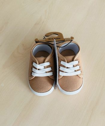Basket bébé Kiabi taille 3/6 mois