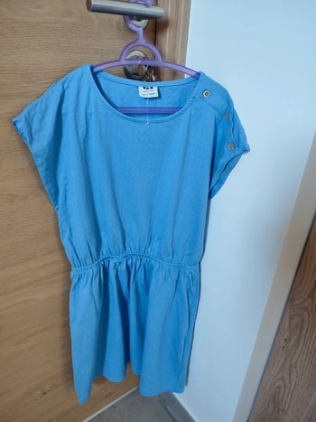 Robe tape à l' oeil neuve 10 ans