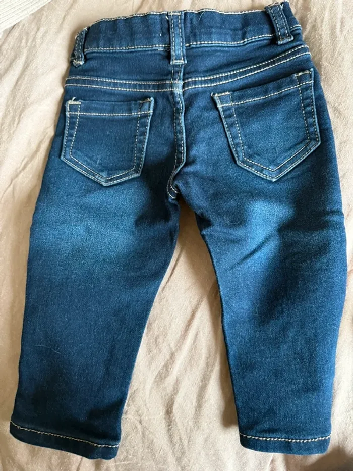 Jean 12 mois - photo numéro 3