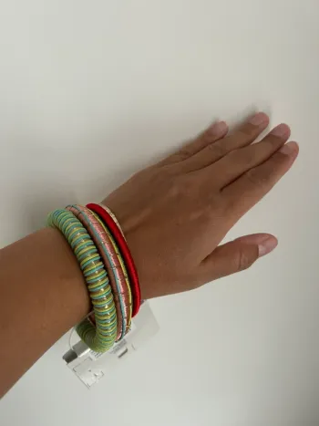 Lot Bracelets
