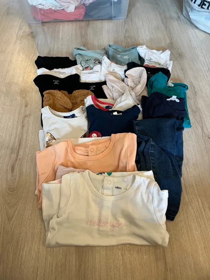Lot de vêtements