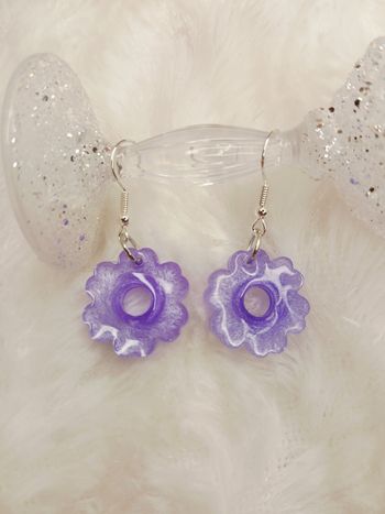 Boucles d'oreilles fleurs lilas 
