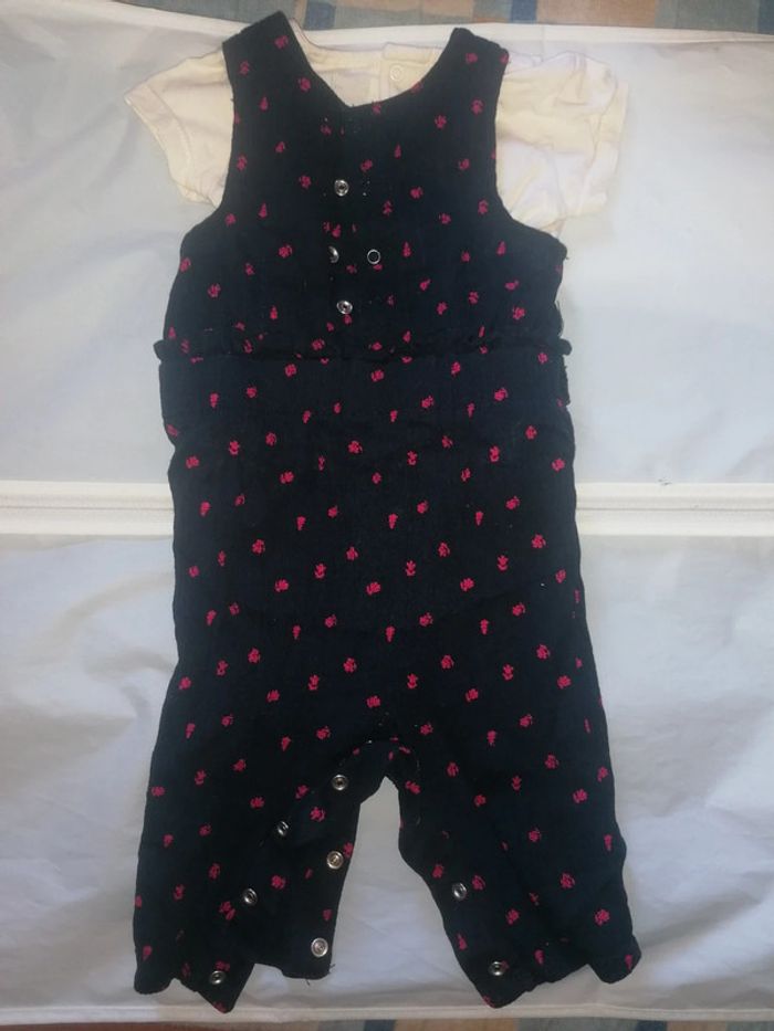 Ensemble 6 mois - photo numéro 2