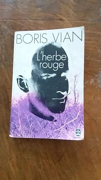 Livre l herbe rouge