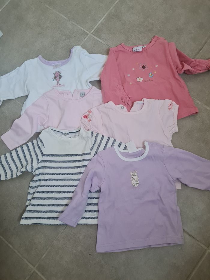 Lot vêtements 6 mois - photo numéro 5