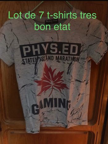 Lot de 7 tee-shirts 8 ans tres bon etat