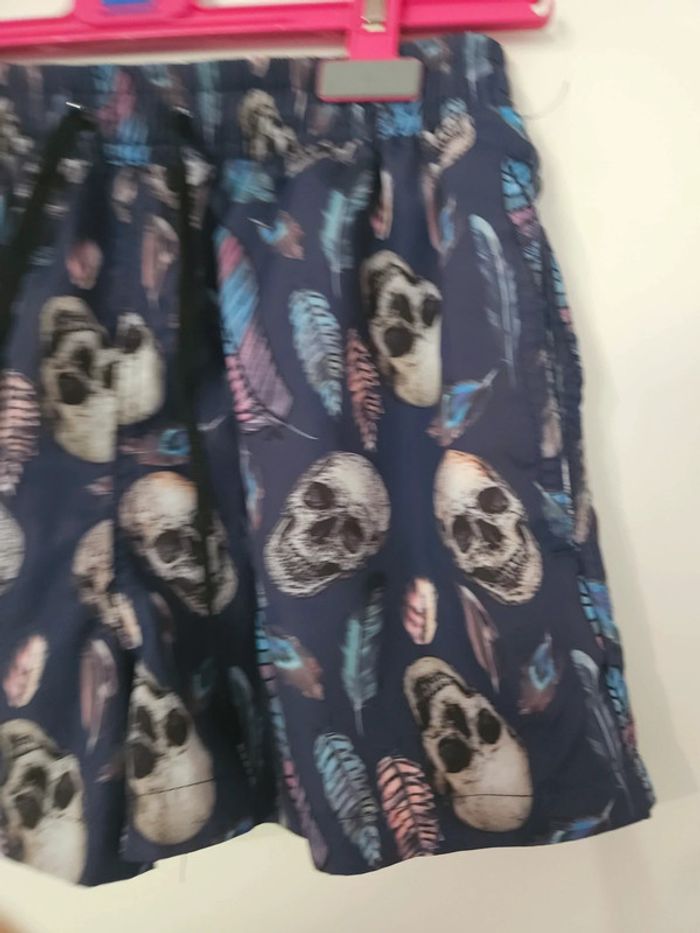 Short de bain ado S | Bikki Beach | Motif tête de mort & plumes - photo numéro 2
