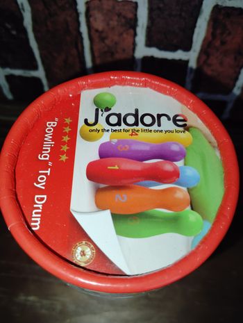 Petit jeu de quilles en bois