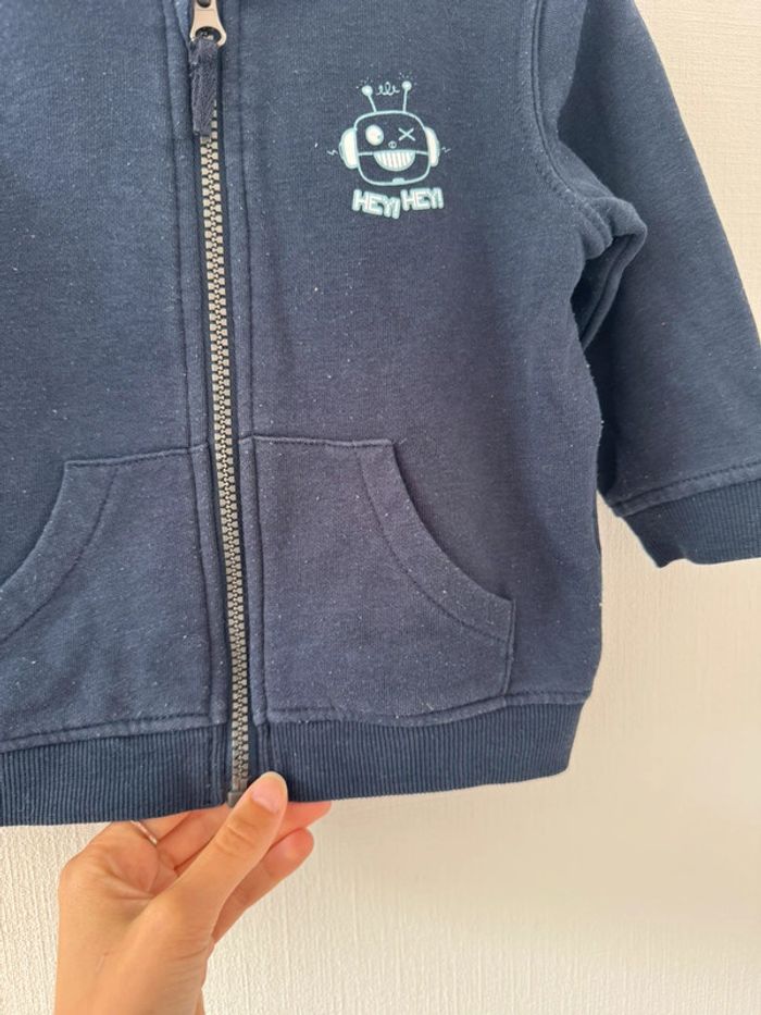 Gilet à capuche - taille 18 mois 🌼 - photo numéro 3