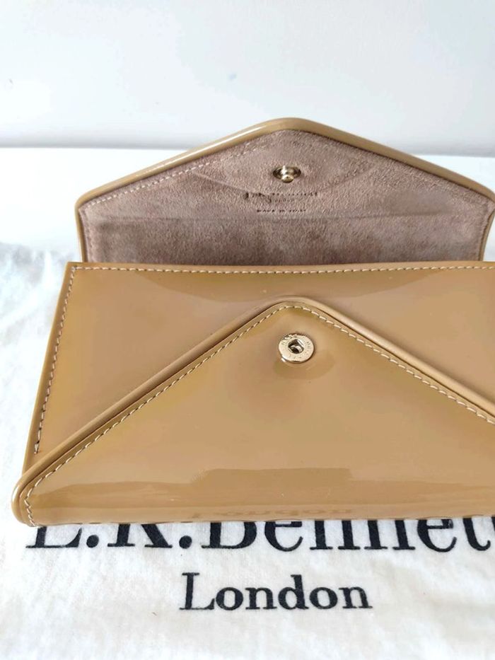 Portefeuille LK Bennett Compagnon en cuir verni taupe - NEUF - photo numéro 12