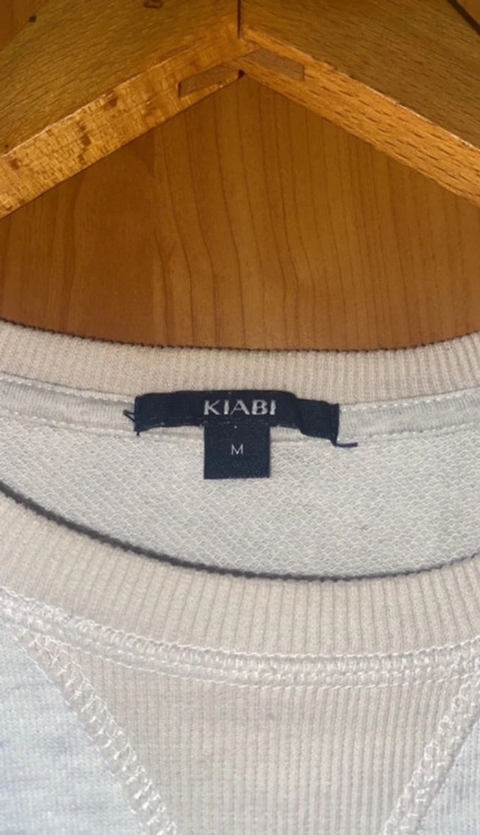 Pull blanc avec inscription M - photo numéro 3