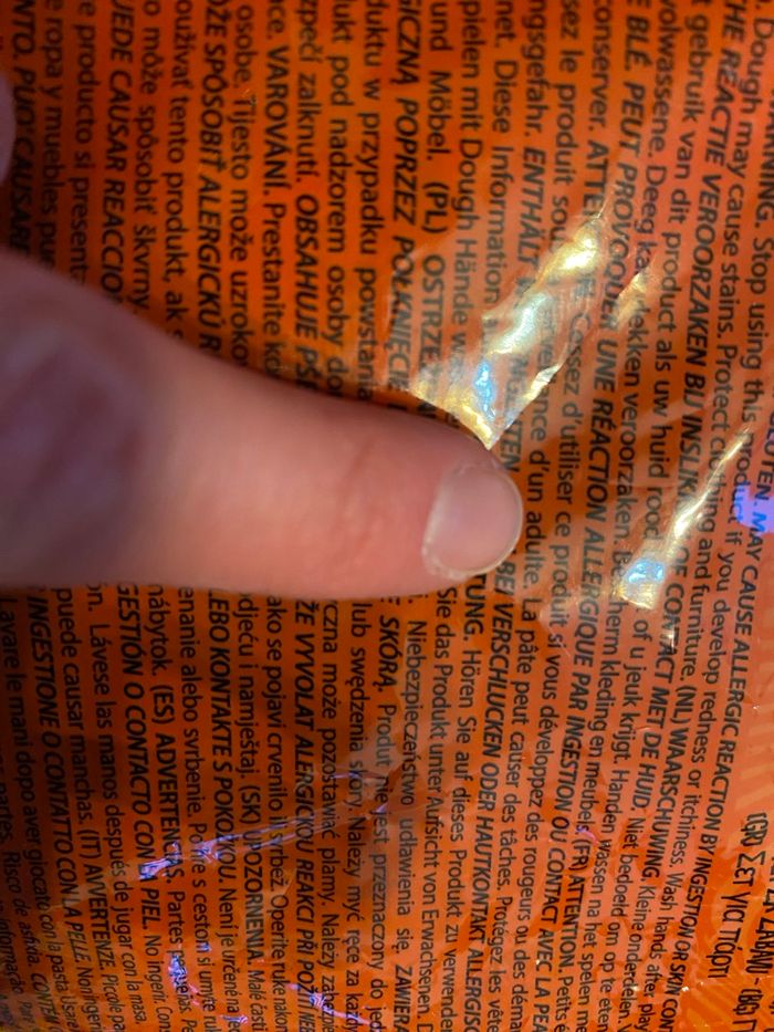 Lot Figurine bébé fraise + pâte à modeler Minnie - photo numéro 4