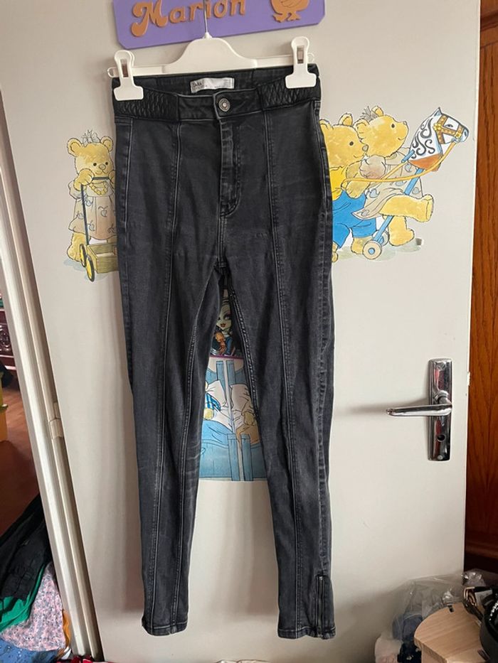 Jean gris foncé/noir, taille 34, marque Zara