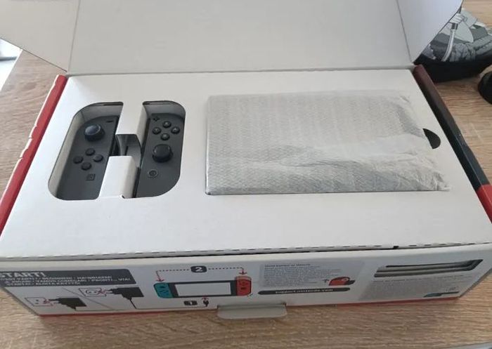 Nintendo switch - photo numéro 2