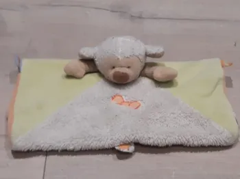 Doudou mouton