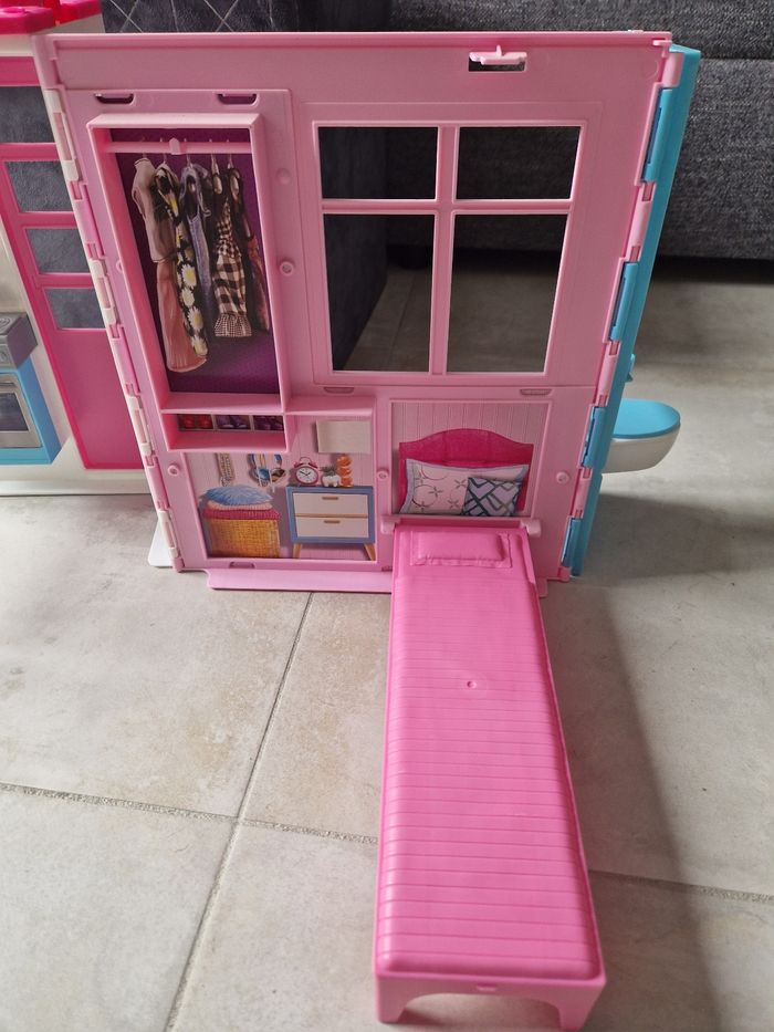 Maison de Barbie à emporter - photo numéro 7