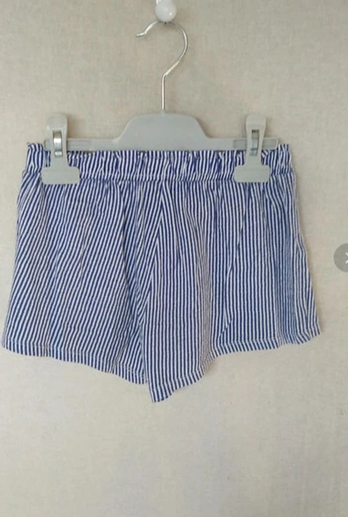 short bleu rayé blanc kiabi 10 ans - photo numéro 2