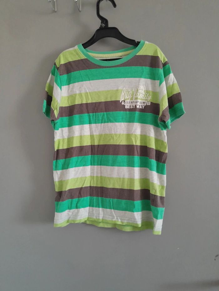 T-shirt à rayures taille 10 ans 💖 - photo numéro 2