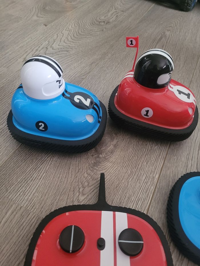 Voitures Télécommandées Pack de 2 Auto-Tamponneuses Road Rage - photo numéro 4