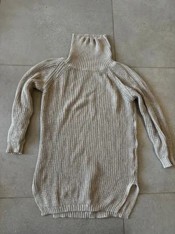 Long pull beige à col roulé, taille L