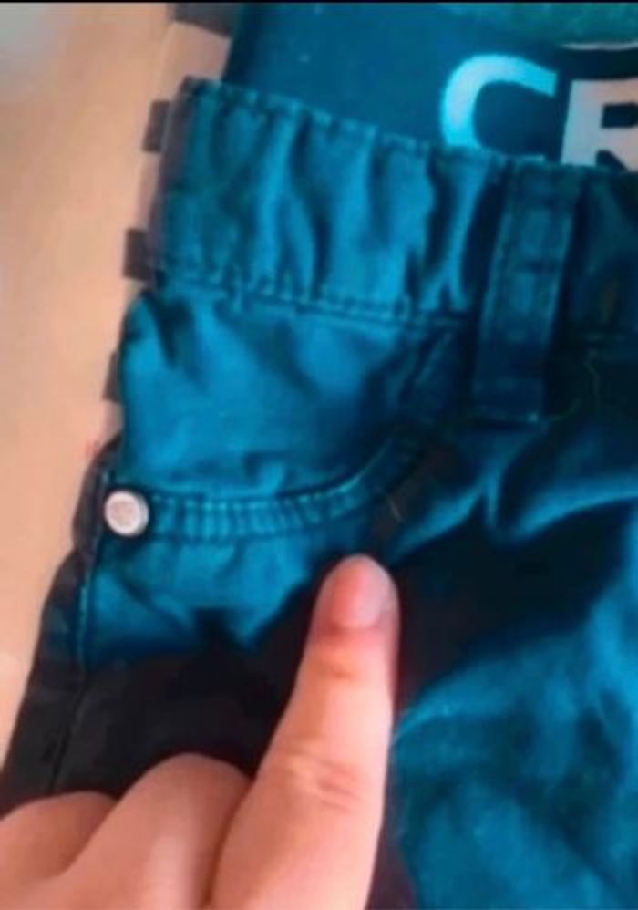 Ensemble haut et bas très bon état pour garcon taille 24 mois couleurs bleu foncé et blanc - photo numéro 3
