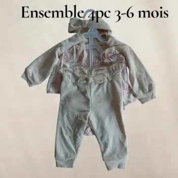 Ensemble fille 4 pièces-3-6mois-neuf avec étiquette