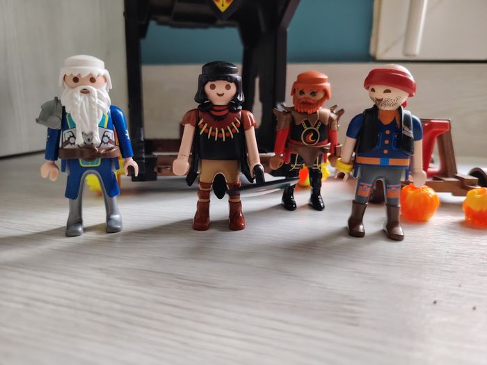 Superbe tour d attaque playmobil - photo numéro 3