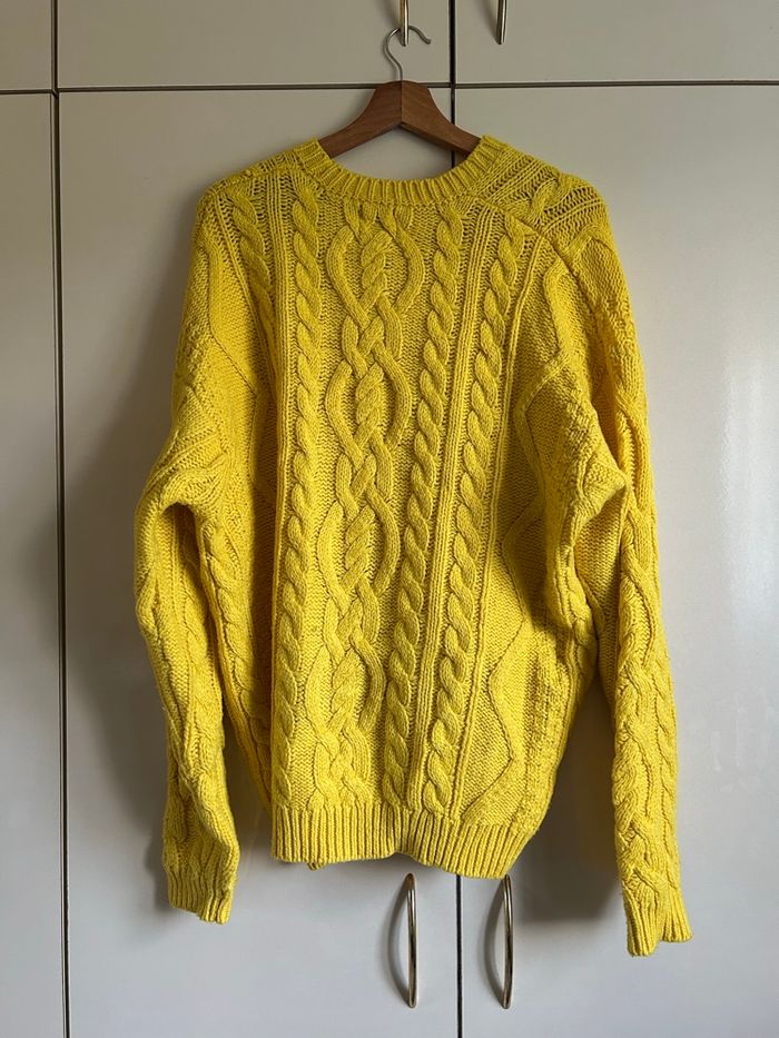 Pull jaune - photo numéro 2