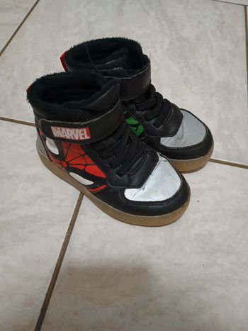 Chaussures lumineuses marvel