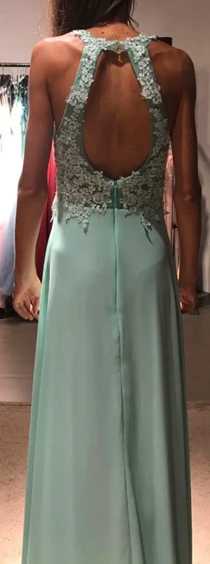 Robe de soirée - photo numéro 3