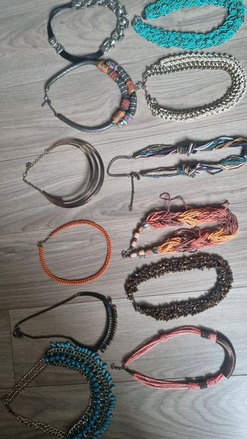 Lot 12 colliers bijoux femme / unisexe parfait état 😉