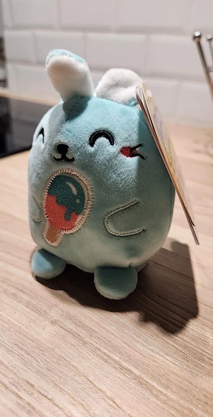 Petite peluche à accrocher